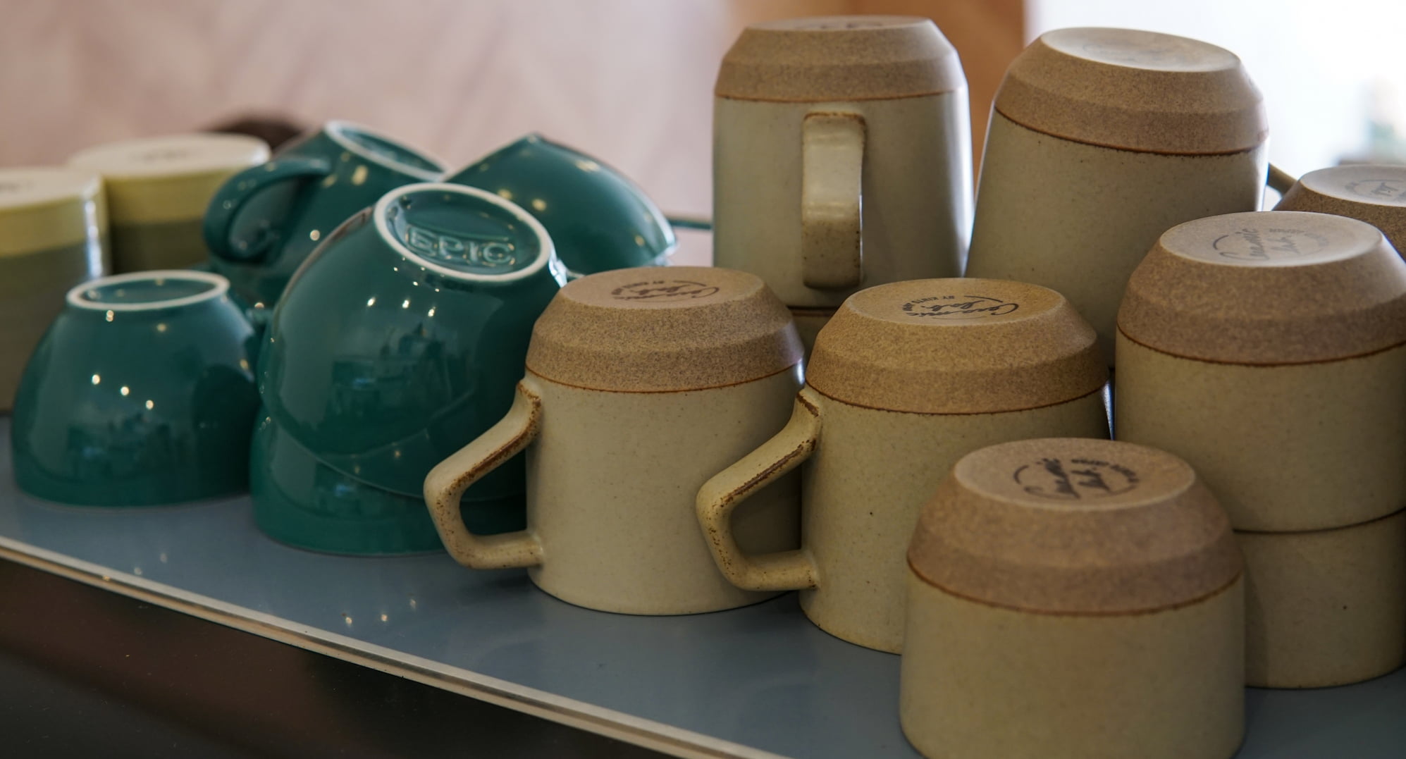 Beachside café near Costa de Caparica beach